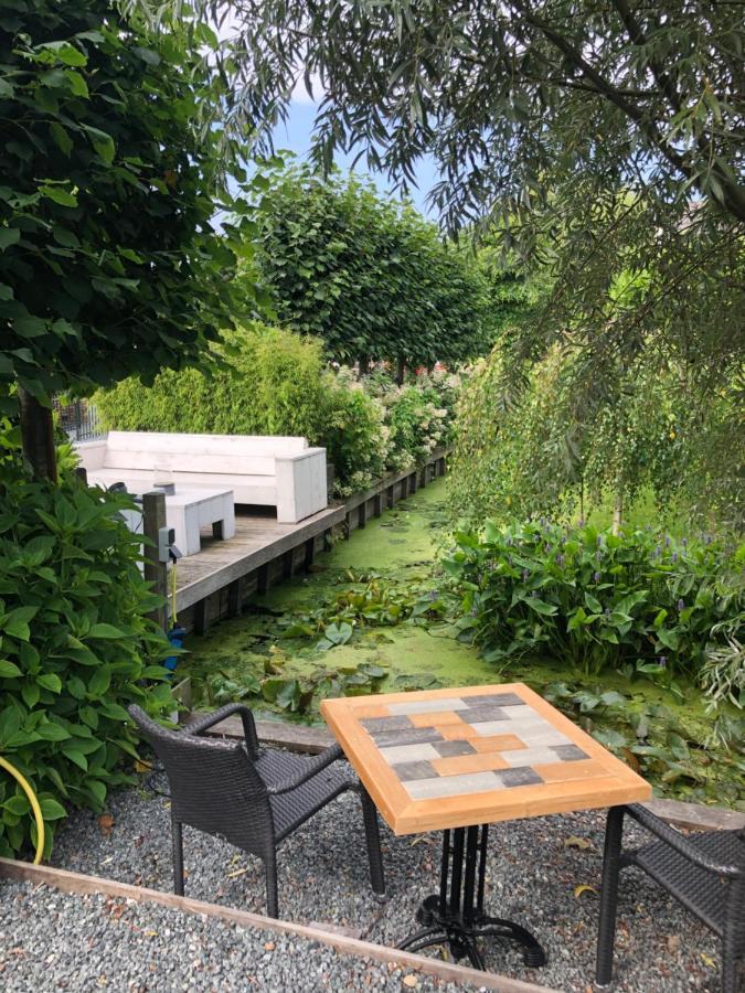 Flora'S B&B Landsmeer Exterior photo